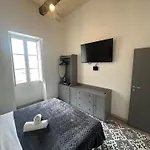 Lejlighed Iris -paola Modern Townhouse *