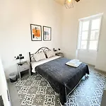 Iris -paola Modern Townhouse Paola
