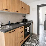 Iris -paola Modern Townhouse *