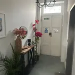 Iris -paola Modern Townhouse *