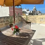 Apartmán Iris -paola Modern Townhouse Paola