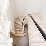 Iris -paola Modern Townhouse *