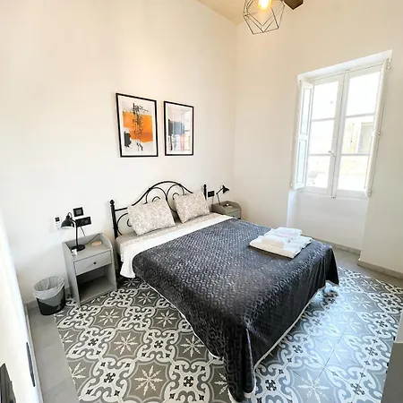 Iris -paola Modern Townhouse Paola