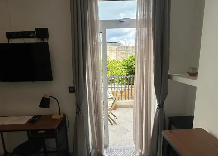 Appartamento Iris -paola Modern Townhouse