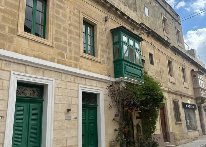 Iris -paola Modern Townhouse