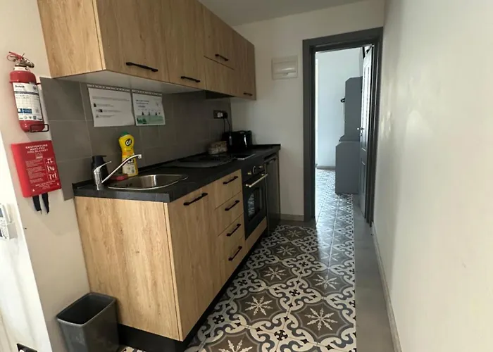 Appartamento Iris -paola Modern Townhouse