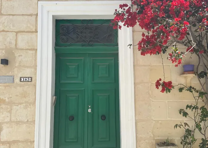 Appartamento Iris -paola Modern Townhouse